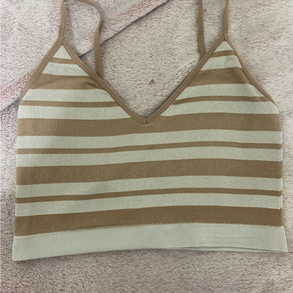 brown and white tank from garage - Picture 1 of 3
